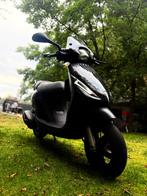 Piaggio zip iget b klasse lees beschrijving!!, Fietsen en Brommers, Ophalen, Zo goed als nieuw, Zip