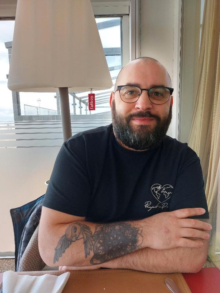 Massage  Charleroi et environs., Services & Professionnels, Bien-être | Masseurs & Salons de massage, Massage relaxant