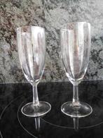 2 oude Luminarc champagnefluiten, Huis en Inrichting, Glas of Glazen, Ophalen of Verzenden, Overige stijlen, Glas