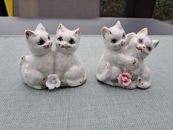 te koop : 2 beeldjes van poezen beschikbaar voor biedingen