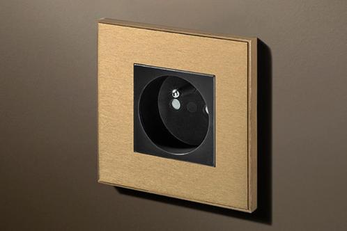 Lithoss bronzen afdekplaat, Doe-het-zelf en Bouw, Elektriciteit en Kabels, Nieuw, Stopcontact, Ophalen