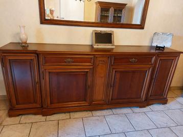 Volledig kersenhouten eetkamer  beschikbaar voor biedingen