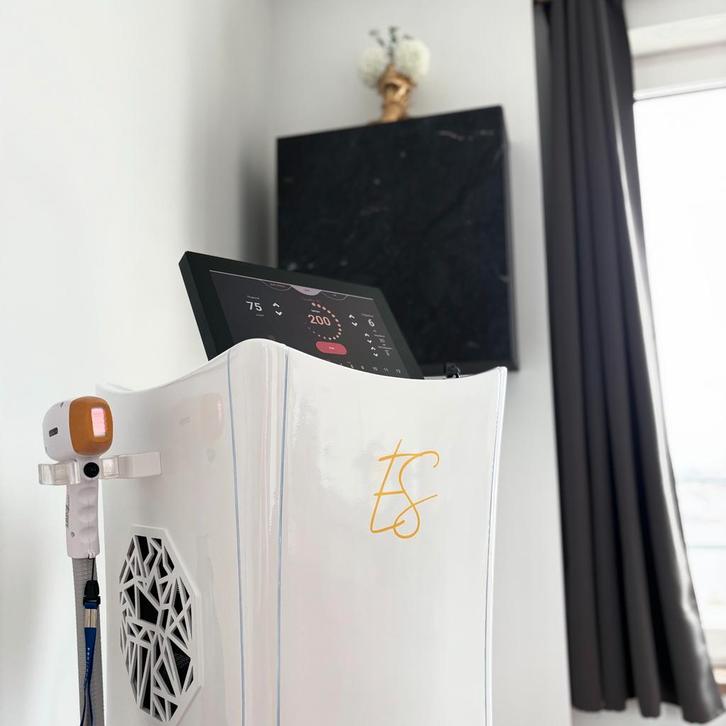 2000W diodelaser ontharingsmachine — Als nieuw (16.456€), Handtassen en Accessoires, Uiterlijk | Lichaamsverzorging, Ophalen