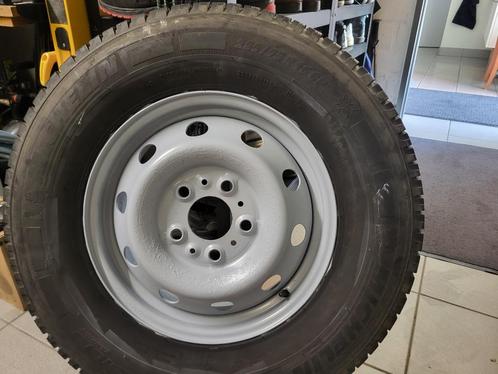 Stalen velg 16" met band voor Jumper-Boxer-Ducato ...., Caravans en Kamperen, Mobilhomes, Particulier, Ophalen