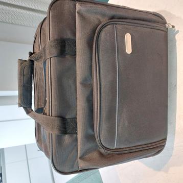 TARGUS trolley beschikbaar voor biedingen