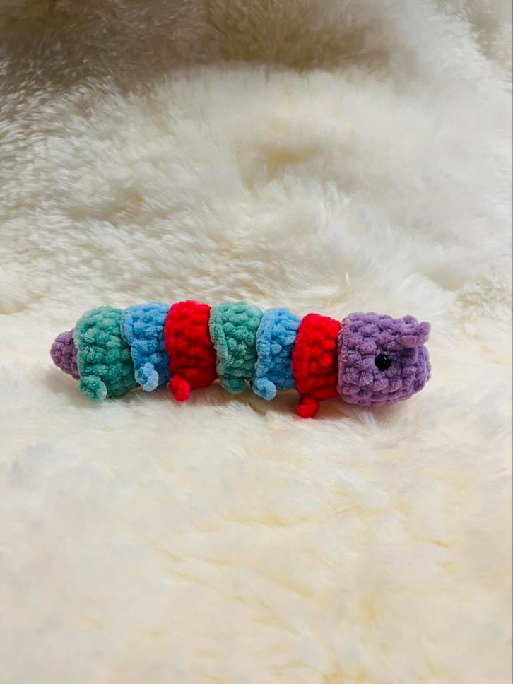 Rups paars hoofdje, Kinderen en Baby's, Speelgoed | Knuffels en Pluche, Nieuw, Overige typen, Ophalen of Verzenden