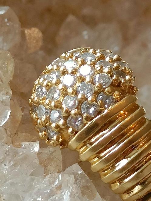 Splendide bague Or 18k 750. 25 diamants VVS1. Bague complète, Bijoux, Sacs & Beauté, Bijoux anciens, Bague, Or