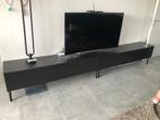 Dressoir zwart, Ophalen, Gebruikt, Met klep(pen)