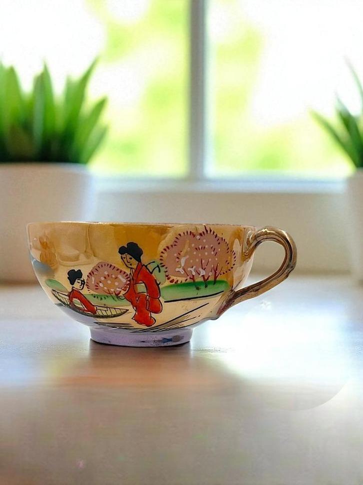 2 antieke Japanse kopjes — handbeschilderd porselein, Antiek en Kunst, Antiek | Porselein, Ophalen of Verzenden