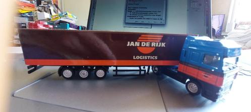 H0LK 0924 DAF VRACHTWAGENS 1:87., Hobby en Vrije tijd, Modelauto's | 1:87, Gebruikt, Bus of Vrachtwagen, Overige merken, Verzenden