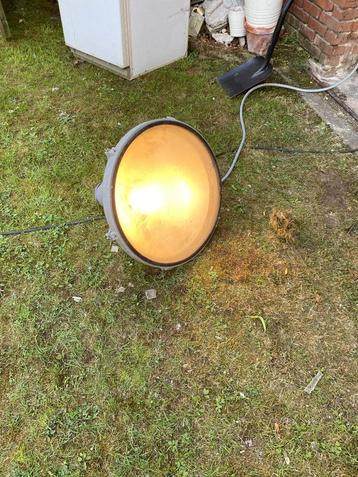 Retro grote lamp, Enlèvement
