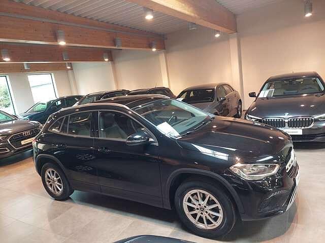 Mercedes-Benz GLA 200 d Automatique - TOIT PANO - CAMERA -, Auto's, Mercedes-Benz, GLA, ABS, Airbags, Airconditioning, Alarm, Bluetooth