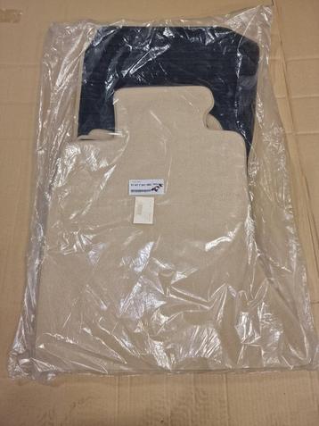 Automatten set 4-delig 51477351380 beige BMW F10 F11 origine beschikbaar voor biedingen