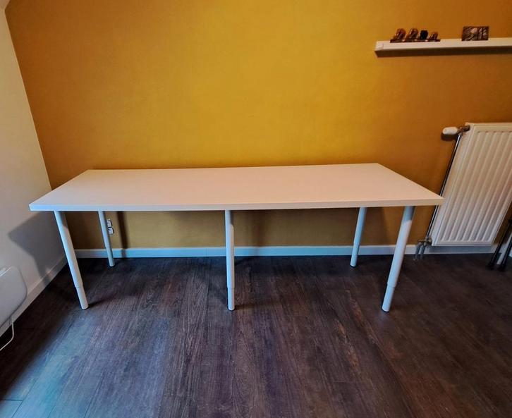 Bureau Ikea Vika Amon met verstelbare poten., Maison & Meubles, Bureaux, Utilisé, Bureau, Réglable en hauteur, Enlèvement
