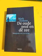 Boek : De Oude Prof En De Zee / Mark Eyskens, Gelezen, Ophalen of Verzenden