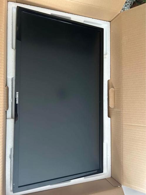 2 Samsung UE590 schermen 28 inch / 4K, Computers en Software, Monitoren, Zo goed als nieuw, 60 Hz of minder, DisplayPort, HDMI