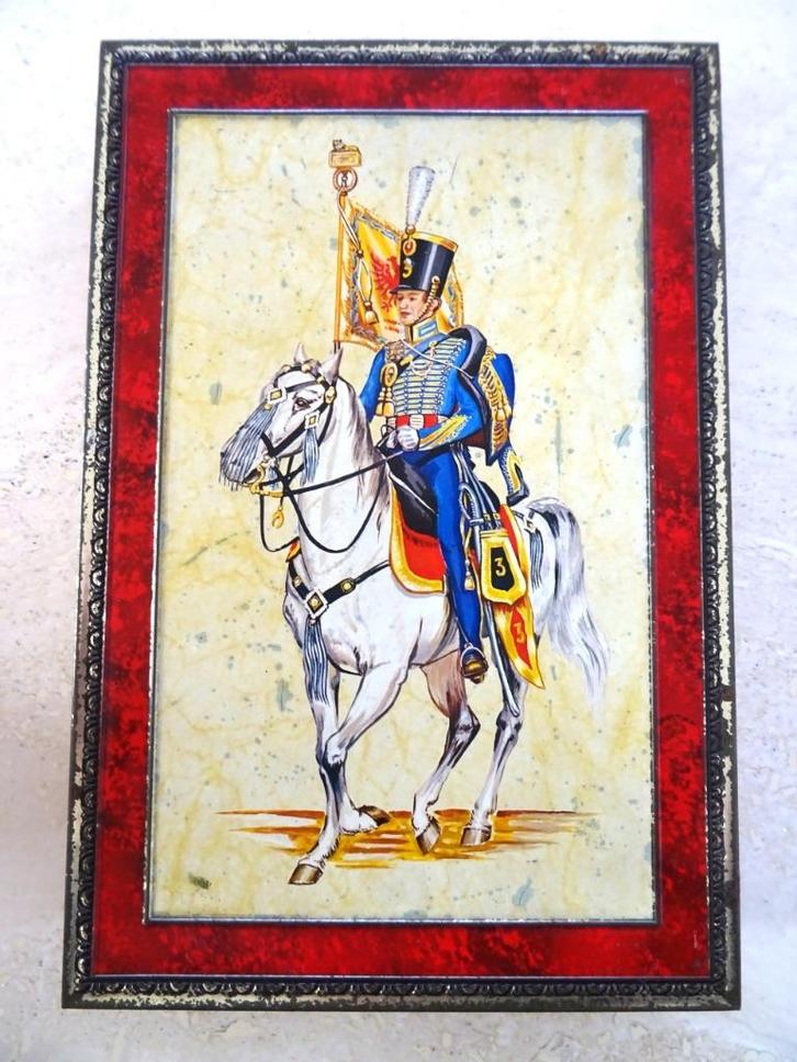 Napoleontische oorlog, Huzaar. Oude blikken doos, Verzamelen, Blikken, Gebruikt, Overige, Overige merken, Ophalen of Verzenden