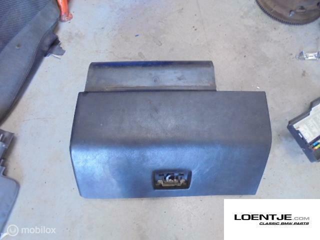 Dashboardkastje BMW 5-serie E28 ('82-'88), Auto-onderdelen, Dashboard en Schakelaars, Gebruikt, Ophalen of Verzenden