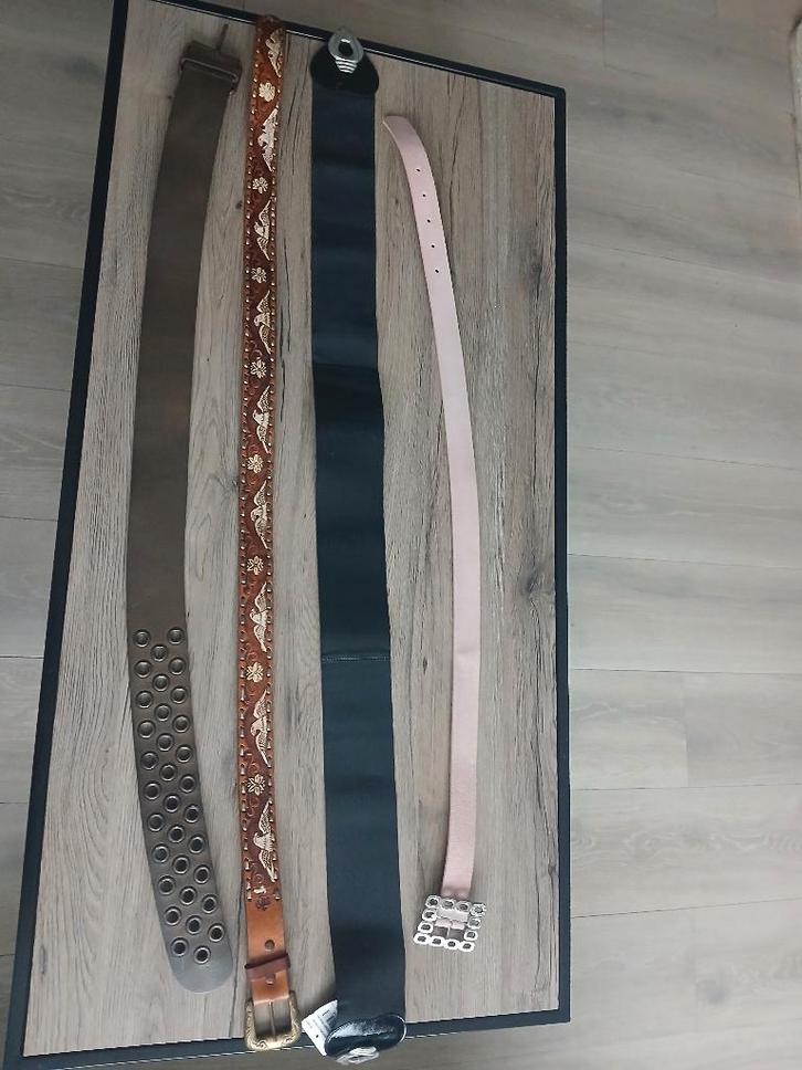 Ceintures (différents modèles) (nouvelles), Vêtements | Femmes, Ceintures, Neuf, Enlèvement ou Envoi