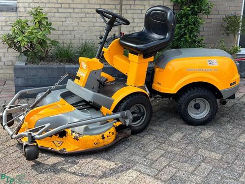 Stiga Park Zitmaaier gebruikte frontmaaier dek defect, Antiek en Kunst, Antiek | Gereedschap en Instrumenten