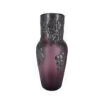 Art Nouveau vaas in paarse opaline - druivendecor in tin, Ophalen of Verzenden