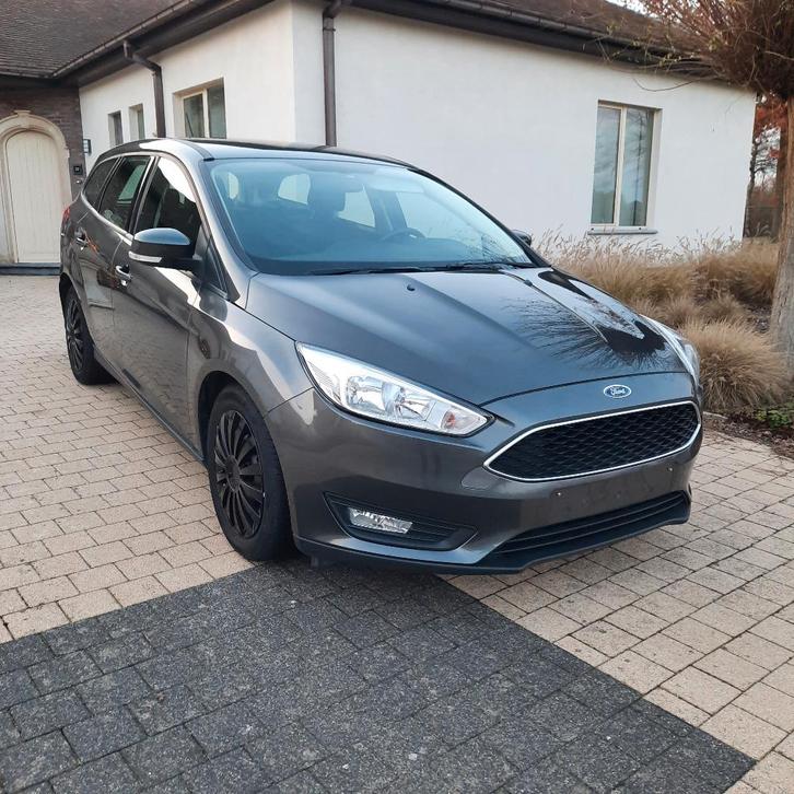 Ford Focus break 1eig. Navi airco, Auto's, Ford, Particulier, Focus, ABS, Adaptieve lichten, Airbags, Airconditioning, Alarm, Bluetooth