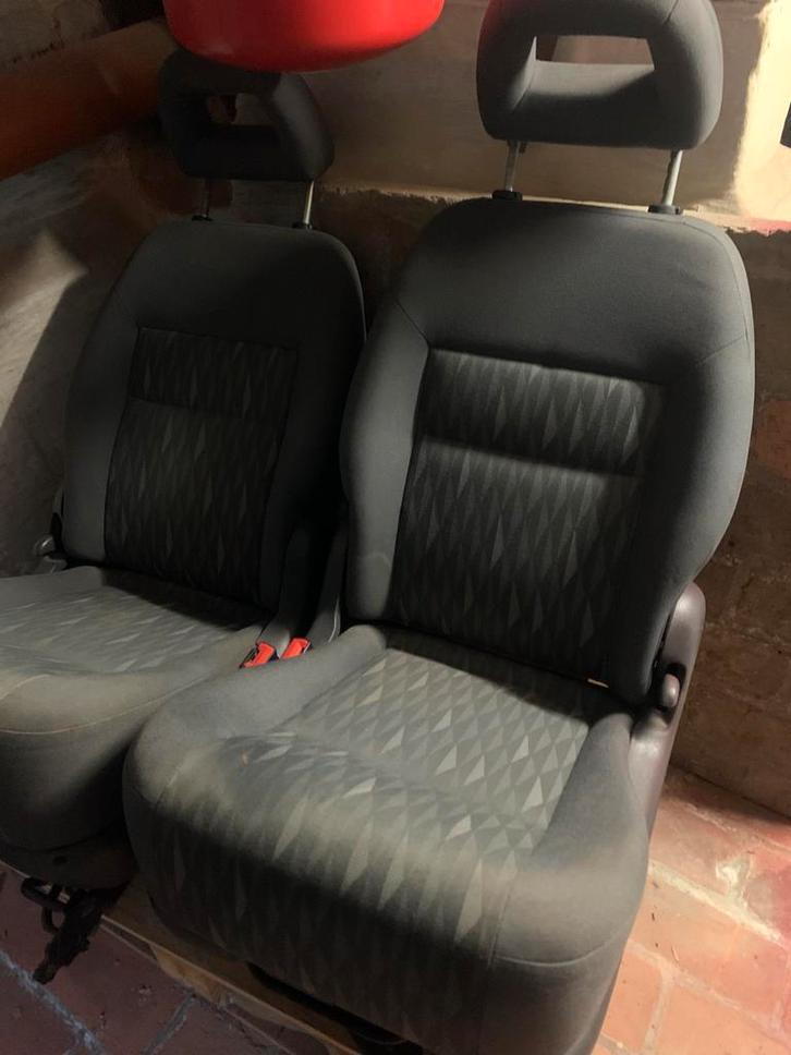 2x Ford Galaxy autostoelen – Zeer goede staat, Auto-onderdelen, Interieur en Bekleding, Ford, Gebruikt, Ophalen