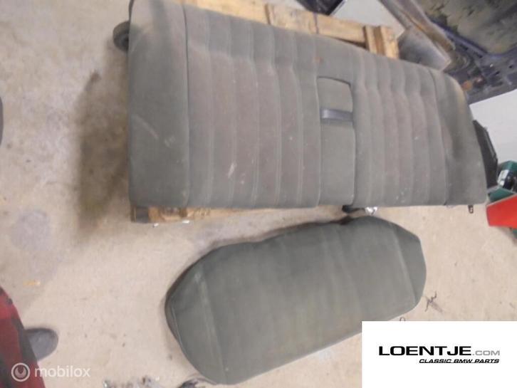 Achterbank BMW e28 met armsteun 518 520 525 528 535, Autos : Pièces & Accessoires, Habitacle & Garnissage, BMW, Utilisé, Enlèvement ou Envoi