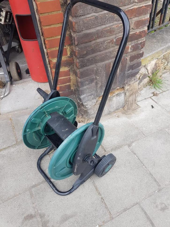 Een tuinslanghaspel op wielen, Tuin en Terras, Tuinslangen, Gebruikt, Ophalen