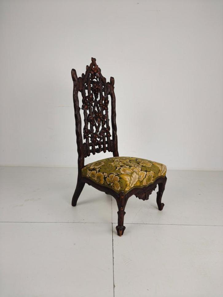Prachtige 19e-eeuwse Black Forest STOEL, Antiek en Kunst, Antiek | Meubels | Stoelen en Sofa's, Ophalen of Verzenden
