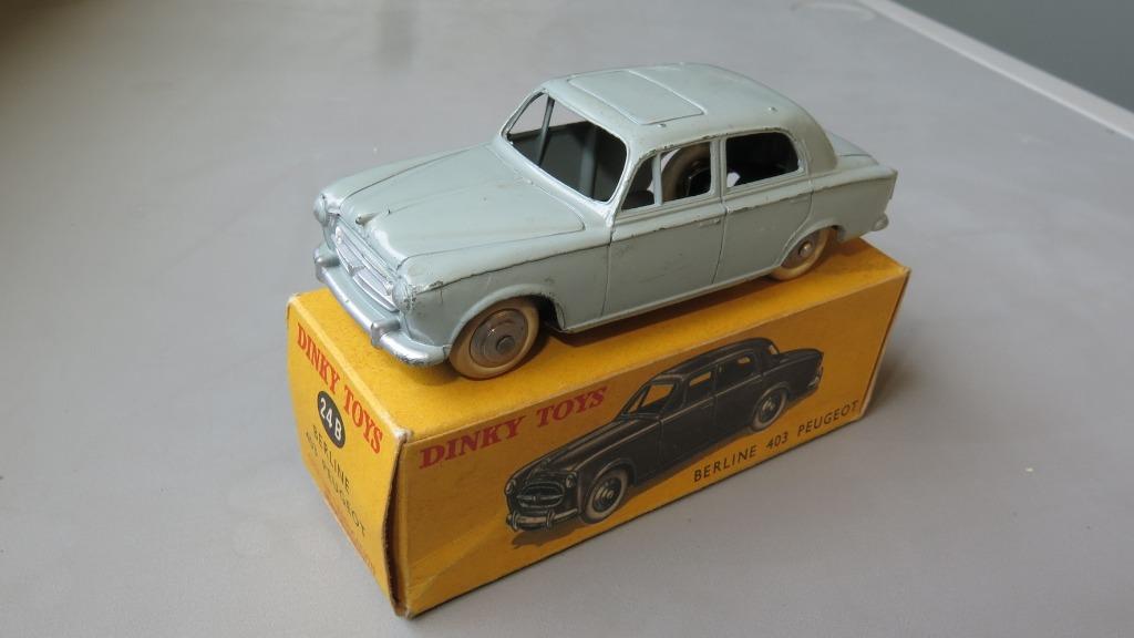 Dinky Toys 24b Peugeot 403, Enlèvement ou Envoi, Utilisé, Voiture, Dinky Toys