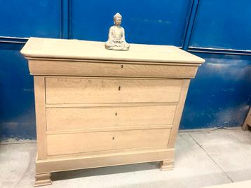  Louis Philippe Massif ladekast in geaerogumd eikenhout beschikbaar voor biedingen