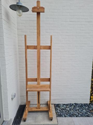 antieke professionele schildersezel - atelierezel beschikbaar voor biedingen