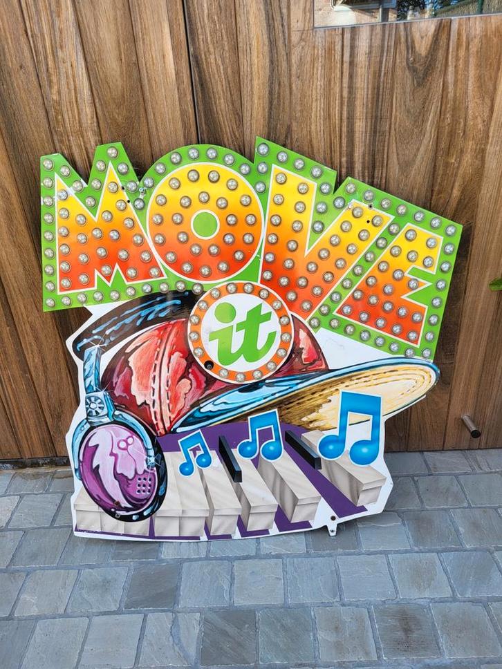 Kermis verlichtingsbord Move It 32, Verzamelen, Overige Verzamelen, Ophalen