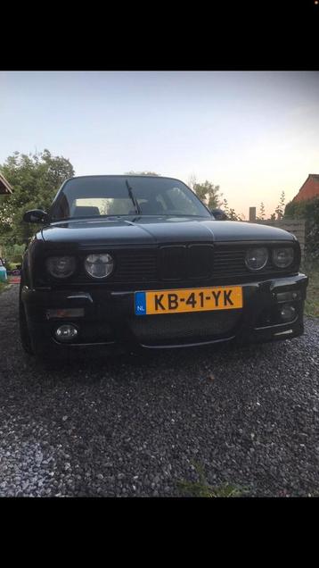 BMW E30 beschikbaar voor biedingen