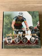 Boek veldrijden ‘ Van Thys tot Nys ‘, Livres, Livres de sport, Comme neuf, Course à pied et Cyclisme, Enlèvement ou Envoi, Mark Van Hamme