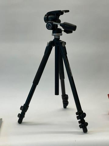 Manfrotto 190XB statief + 804RC2 balhoofd