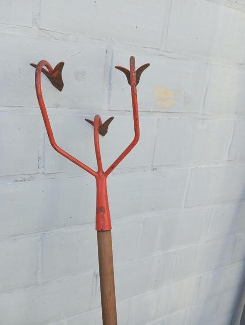 set tuingereedschap 3 hakken en 1 drietand, Tuin en Terras, Hand-tuingereedschap, Gebruikt, Overige soorten, Ophalen