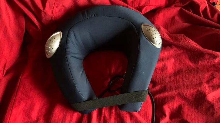 Nekmassager, Sport en Fitness, Massageproducten, Zo goed als nieuw, Apparaat, Ophalen of Verzenden