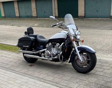 EXCHANGE Yamaha Royal Star XVZ1300A - classique disponible aux enchères