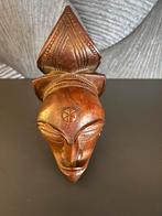 Sculpture de tête africaine en bois — style Baule/Sénoufo, Enlèvement