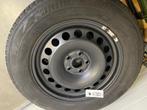 VW Tiguan Stalen Velgen met winterbanden, Auto-onderdelen, Ophalen, Velg(en), 17 inch, Winterbanden