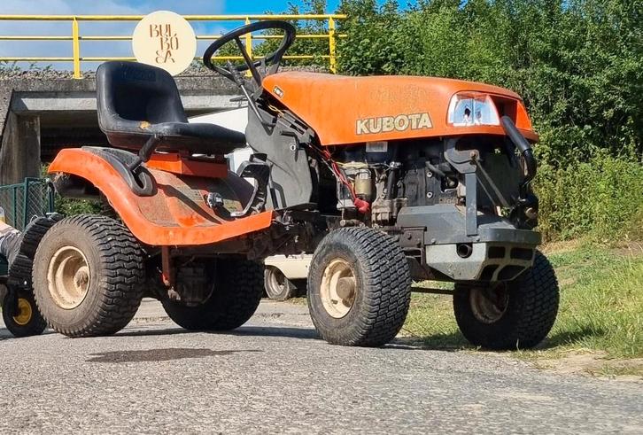 KUBOTA TUINTRACTOR 14 pk benzine / – RIJDT & START GOED, Tuin en Terras, Zitmaaiers, Gebruikt, Ophalen