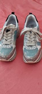 Snaekers maat 38 liu Jo, Kleding | Dames, Schoenen, Overige kleuren, Liu Jo, Ophalen of Verzenden, Zo goed als nieuw