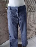 42 Pantalon, Enlèvement ou Envoi