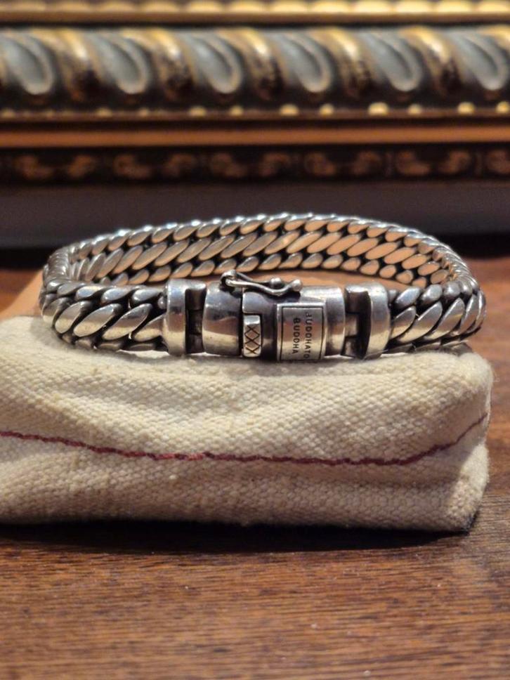 Buddha to Buddha Ben armband, L=210 mm, B=10,7 mm (maat G), Handtassen en Accessoires, Ringen, Zilver, Zilver, Verzenden