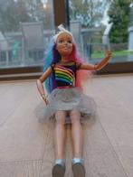 Grote Rainbow barbie pop ( 70 cm ) in prima staat, Comme neuf, Enlèvement, Barbie