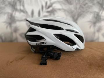 BBB fietshelm wit (M) beschikbaar voor biedingen