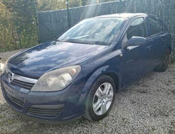 OPEL ASTRA 1.6i 2006 BOX AUTO AIRCO 175000KM PRIJS 1600 EURO beschikbaar voor biedingen