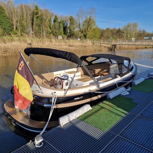 Sloep Maril 7 NXT - 2021 - als nieuw, Watersport en Boten, Sloepen, Zo goed als nieuw, 50 tot 70 pk, 6 meter of meer, Binnenboordmotor